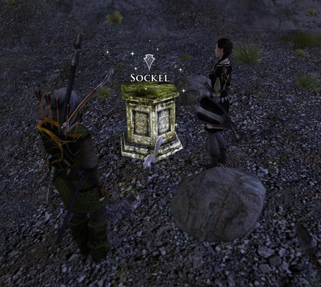 Runen Statue in Lorien Runen Statue in Lorien